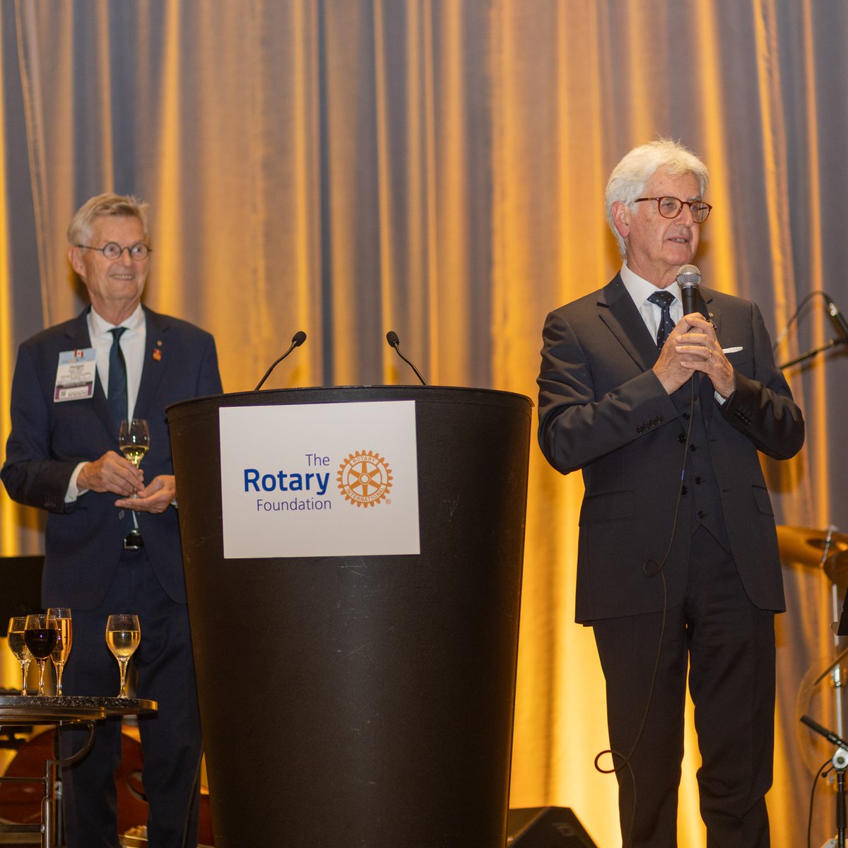 During #Rotary25 in Calgary, donors to The Rotary Foundation gathered for our annual donor events. These events honor the legacy of donors whose generosity continues to shape a better, more hopeful world. To our donors: thank you for your commitment to doing good in the world 💌