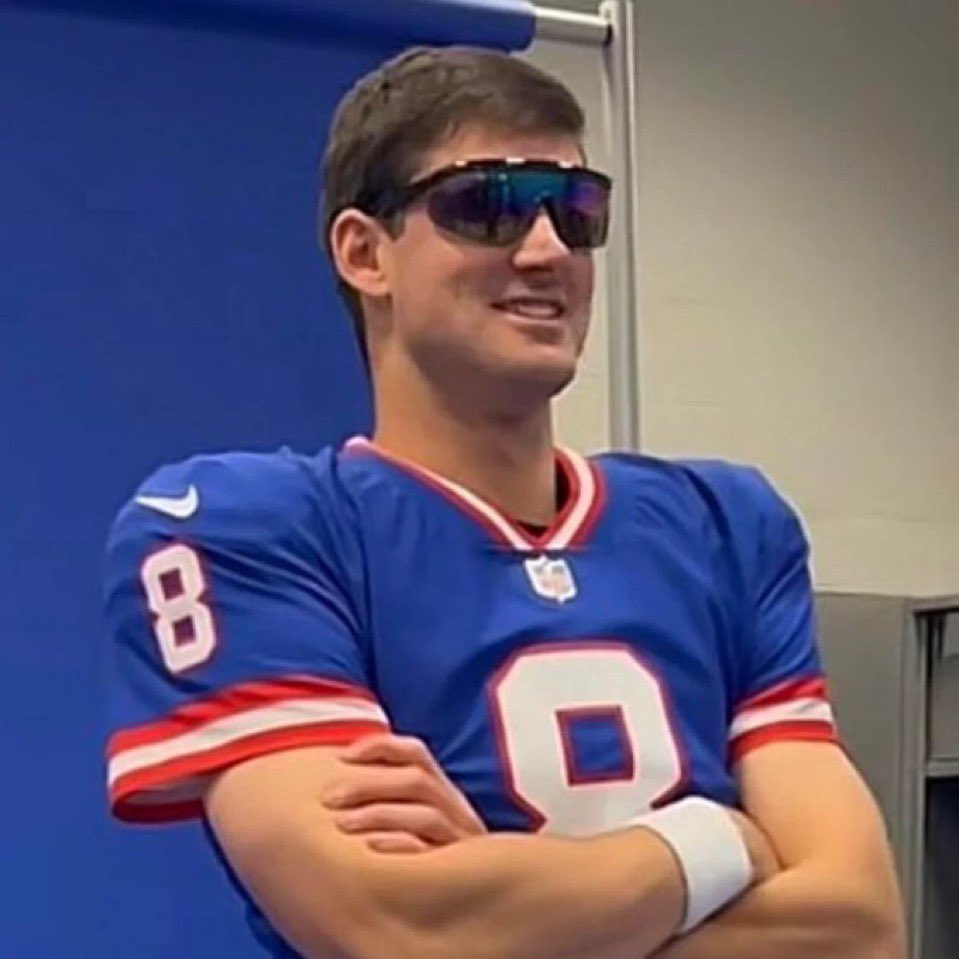 JacobScud24's tweet image. Daniel jones I apologize thank you football gods