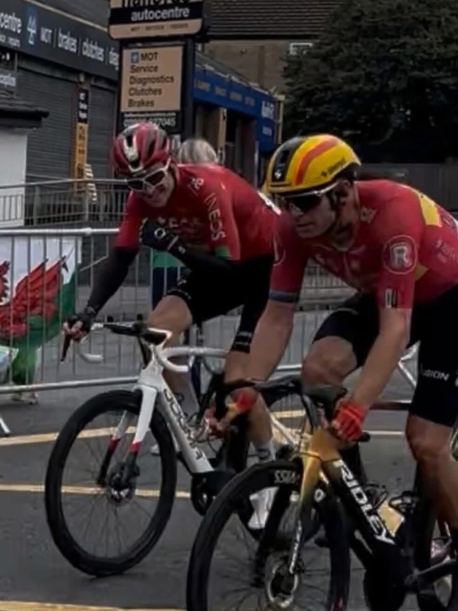 JeremySparkes's tweet image. As G acknowledges Maindy velodrome on his way past, the community continues to push for independent trustees to be appointed so that it is never again under threat from political control
@MaindySave 
@TedPeskettNews 
@NationCymru 
@BBCWalesNews 
@ITVCymruWales 
1/2