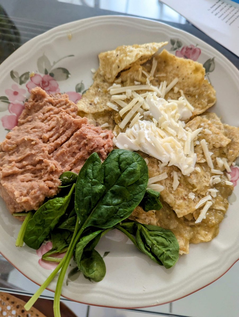 WFPBD Green Chilaquiles made with Green Salsa and Chips (Serves 2)
Chilaquiles verdes is a vibrant Mexican dish where crispy tortilla chips are simmered in zesty green salsa (salsa verde), topped with fresh garnishes for a satisfying vegan meal. This quick version uses