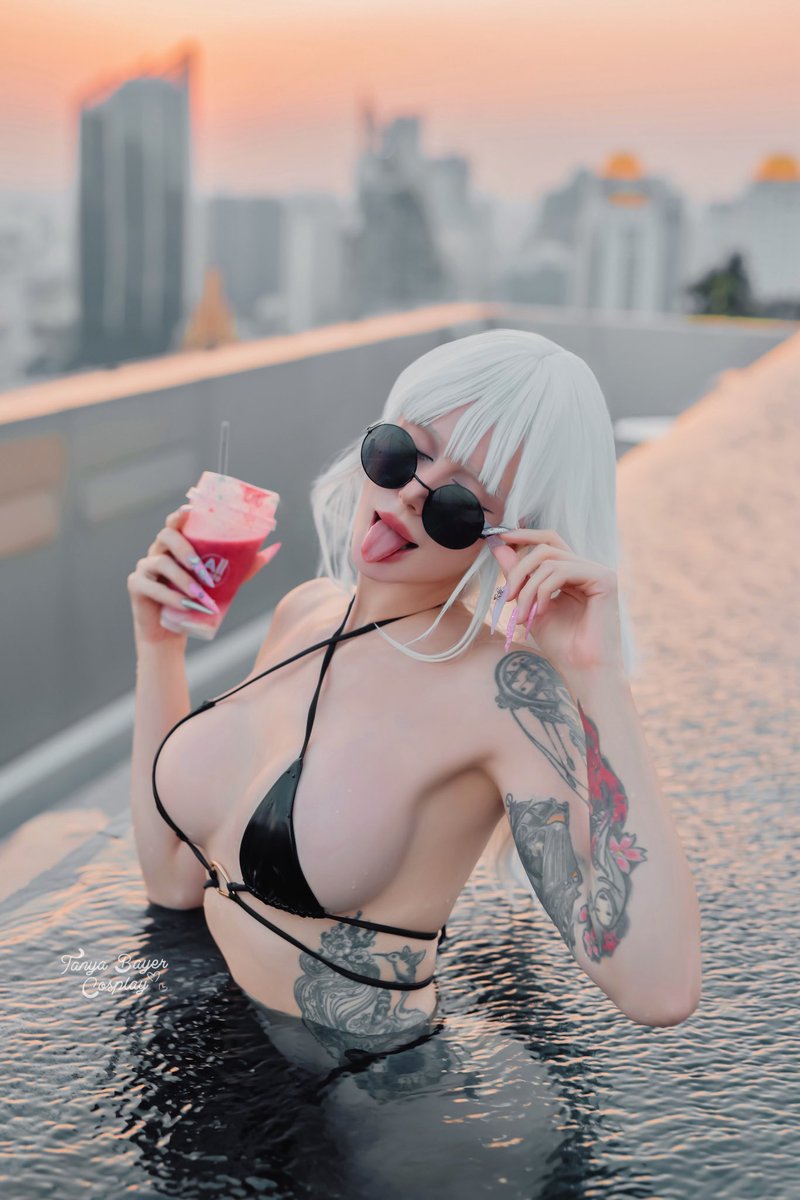 Say Hi then check your inbox🖤