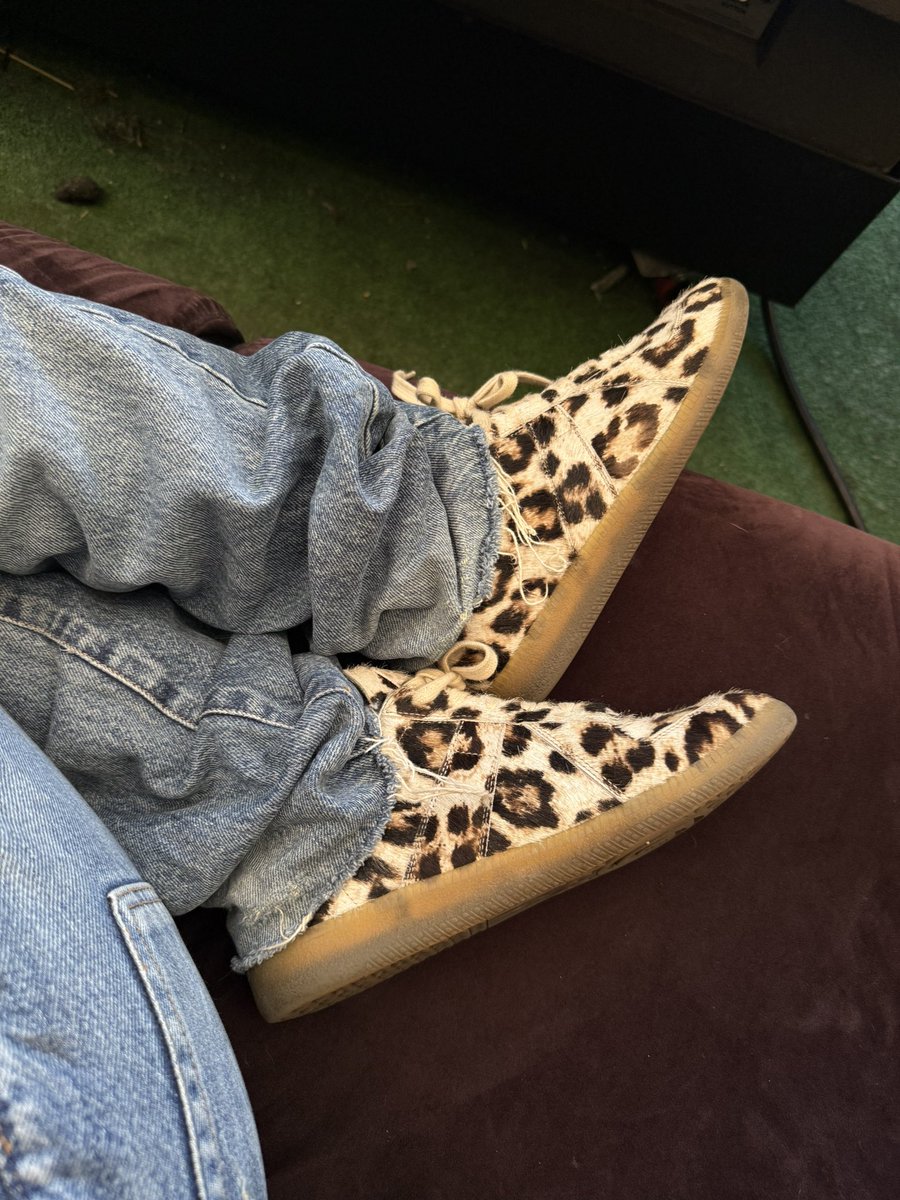 e lyla (@300rgrts) on Twitter photo 