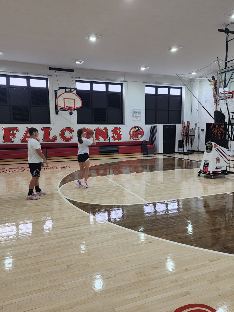 Another boring day of 1000 shots with <a href="/Casey33McGinn/">Casey33McGinn</a> and Big Dyl.  Start of the season will be here before you know.  <a href="/ShoreshotsGirls/">Shoreshots Girls - Select 40</a> <a href="/ElwellAcademy/">The Elwell Academy</a> <a href="/Allie33McGinn/">Allie McGinn</a> <a href="/TinyGreenNBS/">Coach Tiny Green</a> <a href="/JennyLiggio/">Jenny Liggio</a>