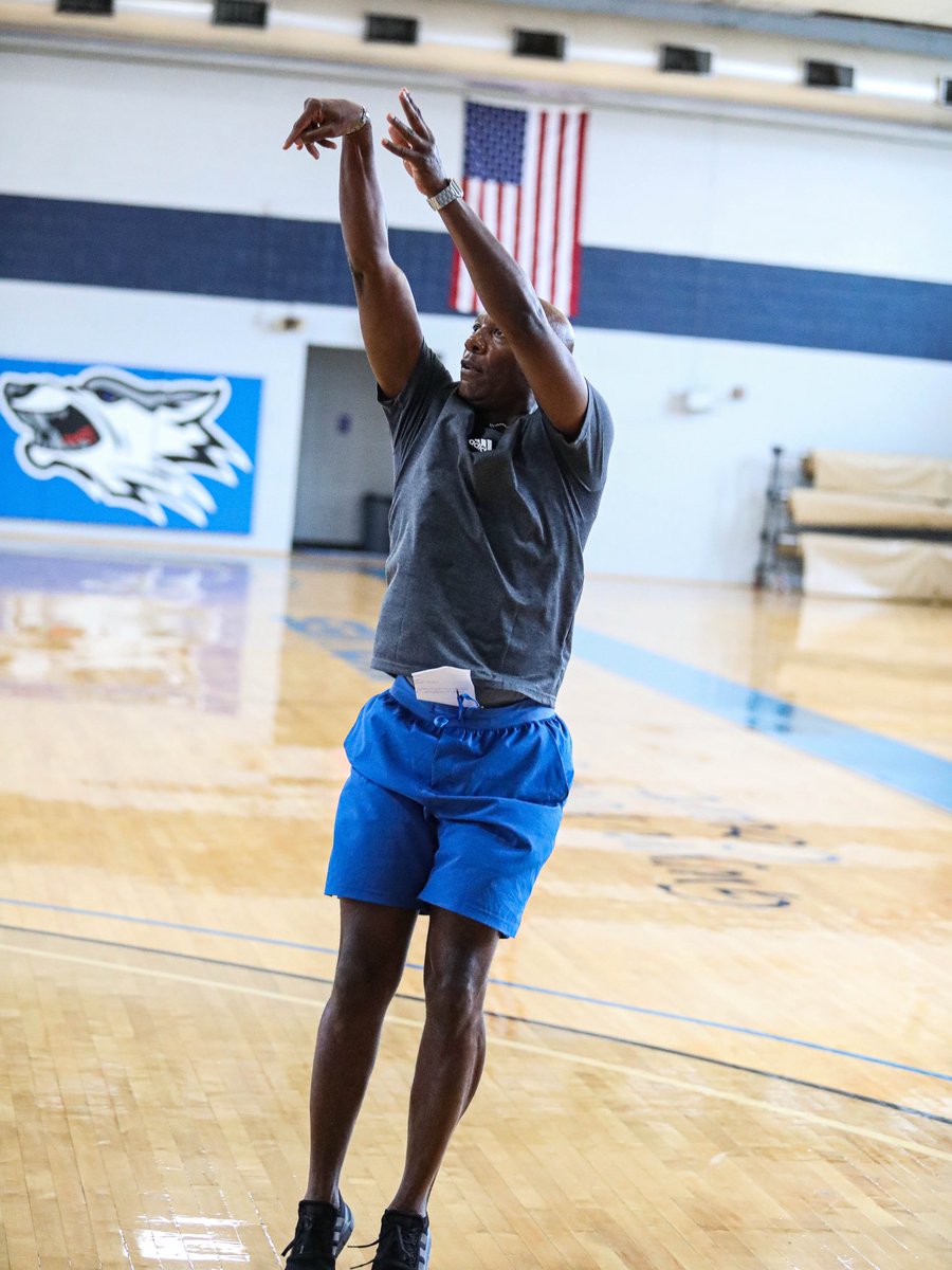 Get you a coach that can still shoot it with the best of them!

Happy birthday to our leader <a href="/RandyBolden11/">Randy Bolden</a> 🎉

#WolfPackBasketball