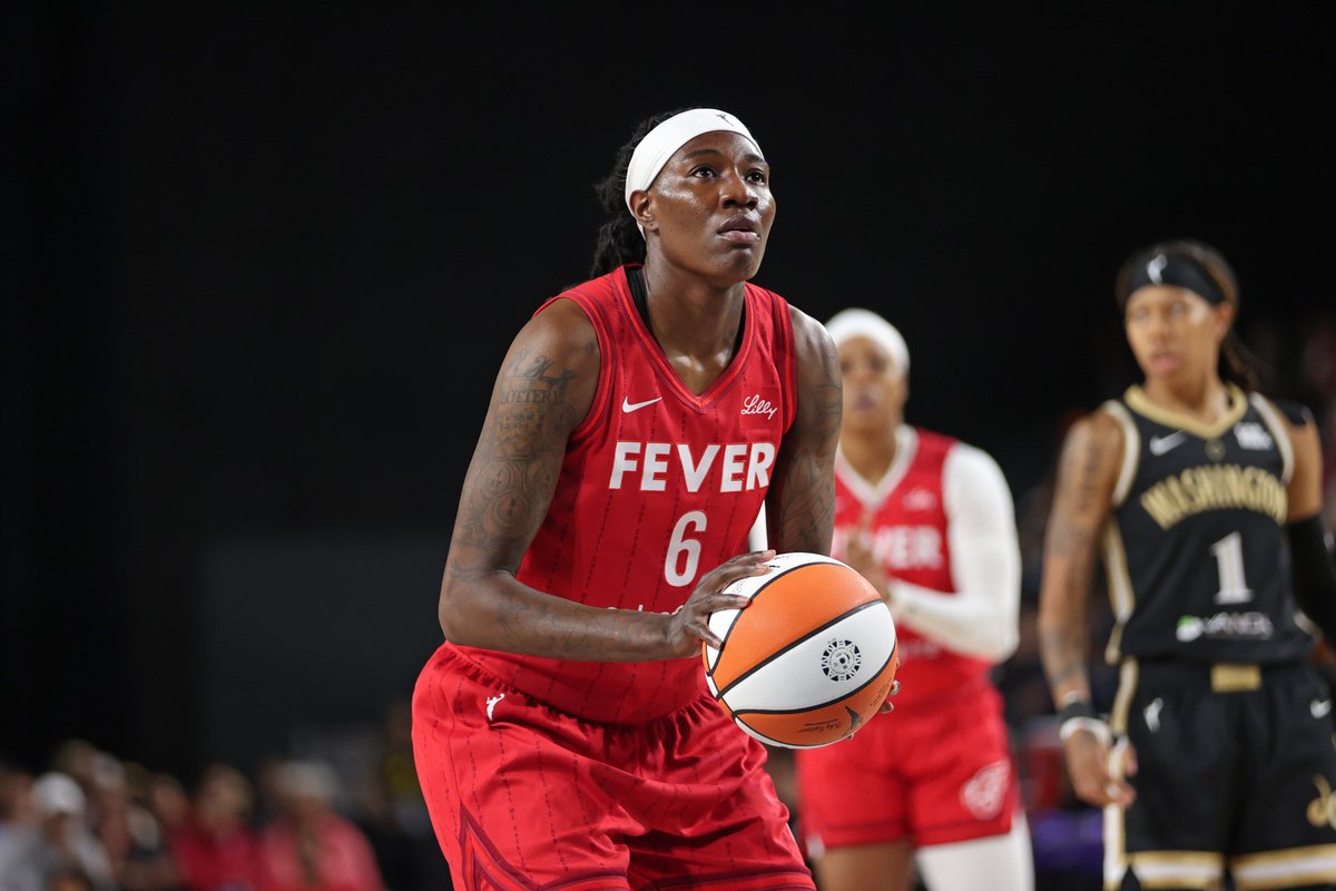 WNBA on X: "HALFTIME IN DC ⤵️ At the half, the @IndianaFever lead the  @WashMystics 45-38! Natasha Howard – 10 PTS | 2 REB | 1 STL Aliyah Boston –  8 PTS |