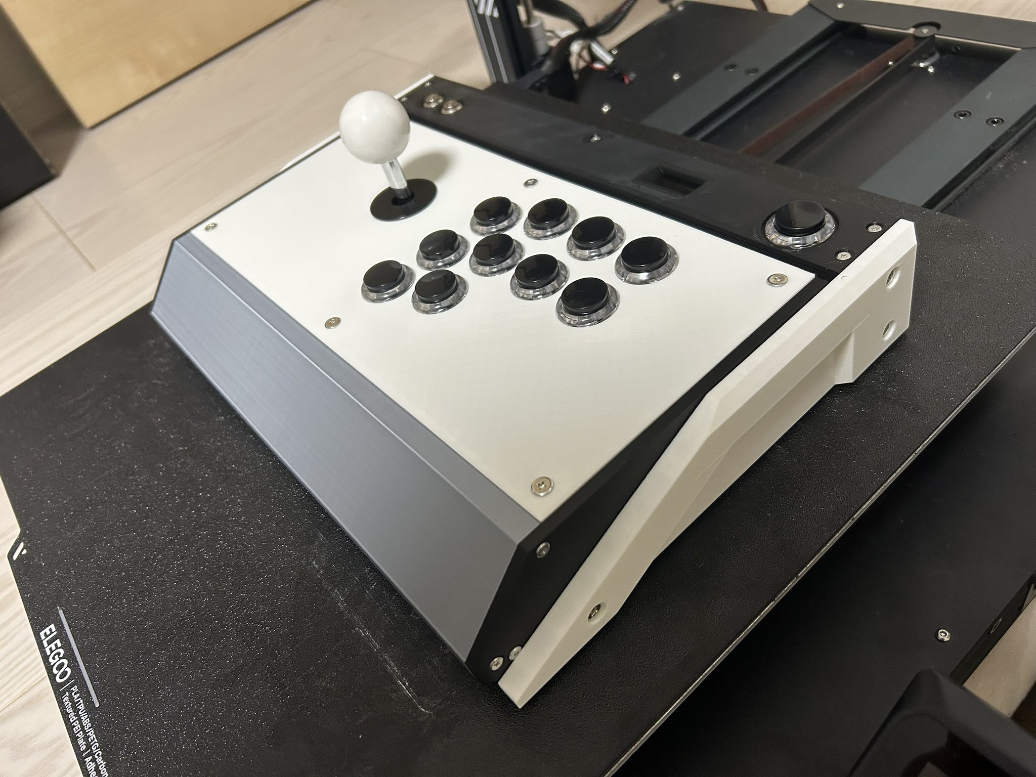 自作 卓上アーケードコントローラー (DDR GP/StepMania対応) DDR】Stepmania専用コントローラーできたよ！ - あすら日記