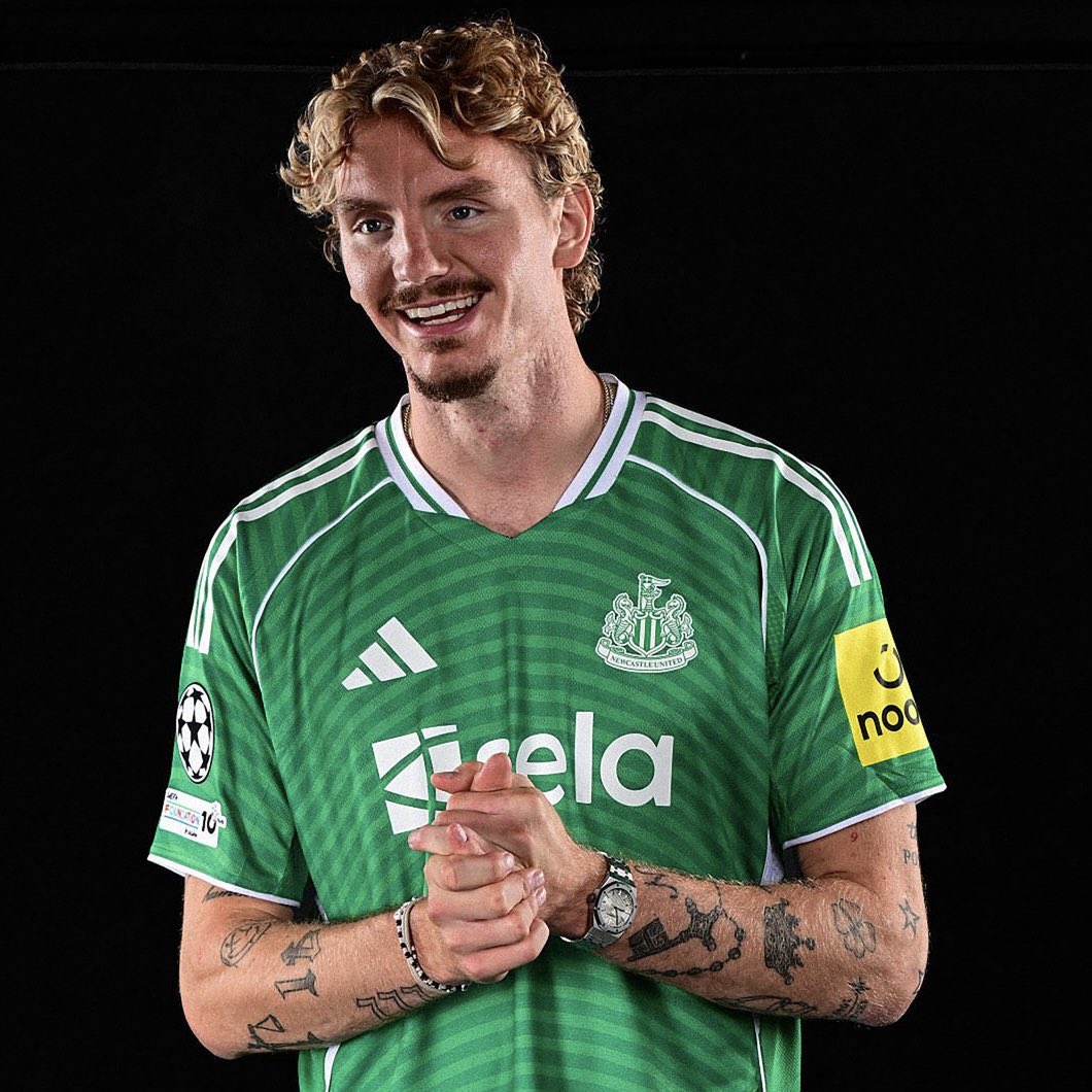 156’ mins played for Germany, 1 assist (🅰️) and Woltemade’s international break is OVER! 

Get him back to Newcastle, ready for training ASAP 🇩🇪 🫡