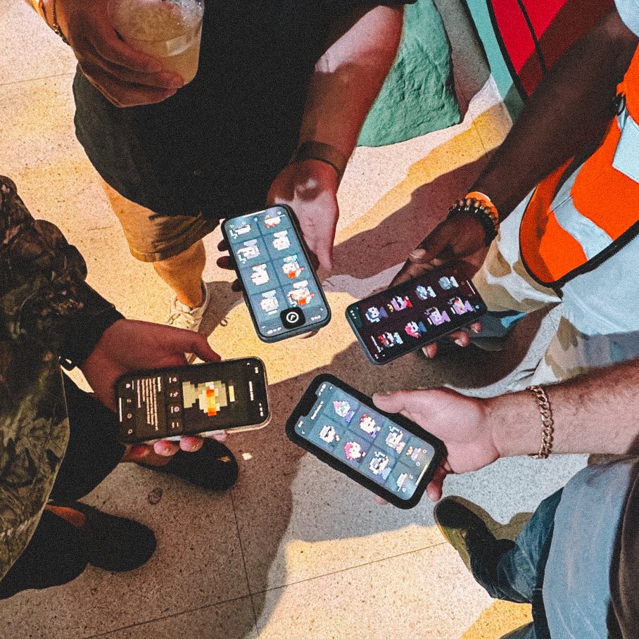 one wave01 <a href="/sagamonkes/">saga monkes</a> per one activated <a href="/solanamobile/">Seeker | Solana Mobile</a> saga creates a level of omnipresence at IRL events that is unrivaled. it is baked into the distribution  method.  missed between 5-10 monkes for our group photo, but it’s been an incredible weekend getting to kick it with