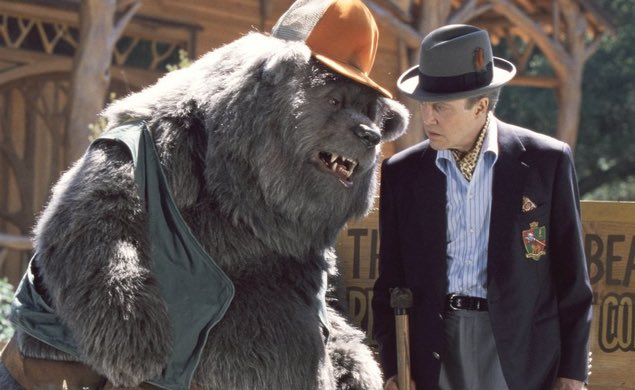 >Emperor Shaddam IV chastising Baron Vladimir Harkonnen for failing to uphold spice production.