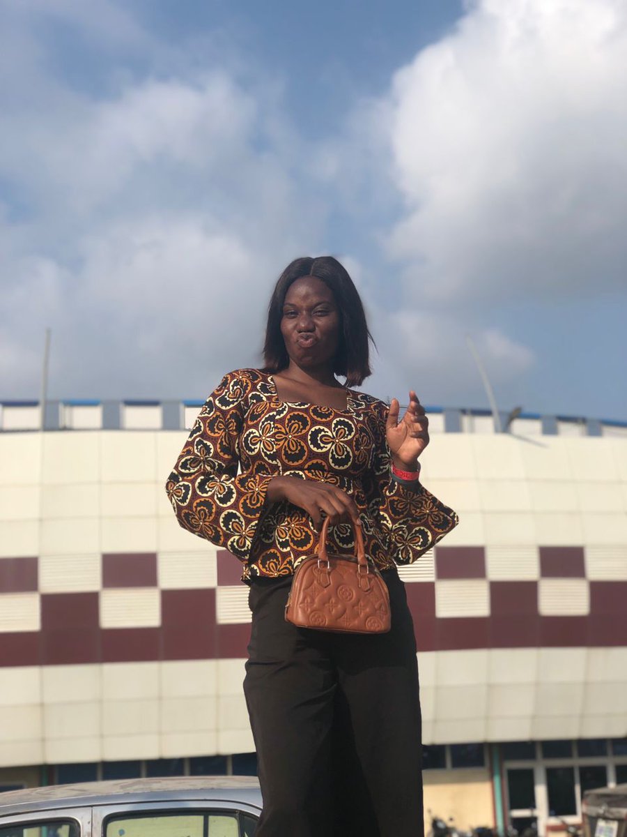 We win ✅
We lose 💔
We draw at home 😞
Then get back Stronger 💙💙💙

Still a very proud Shooting Stars fan🫂