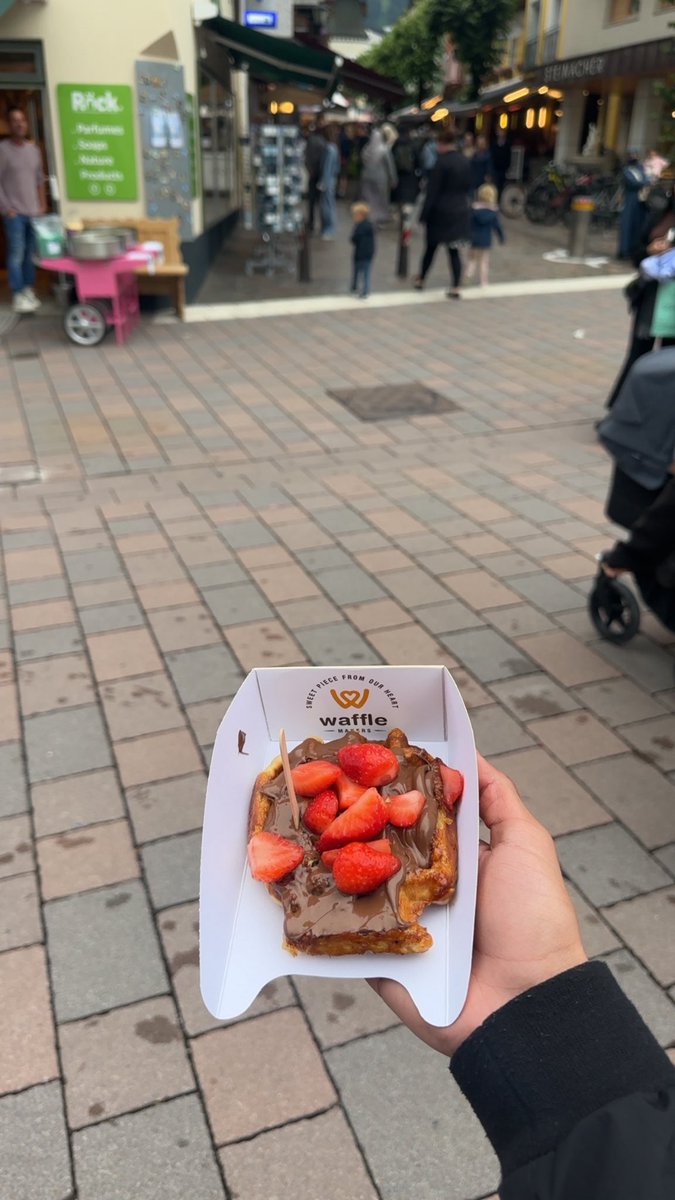 ضعت في الذكريات وعرفت اني مو مشتاق لميلان الا اوربا كلها