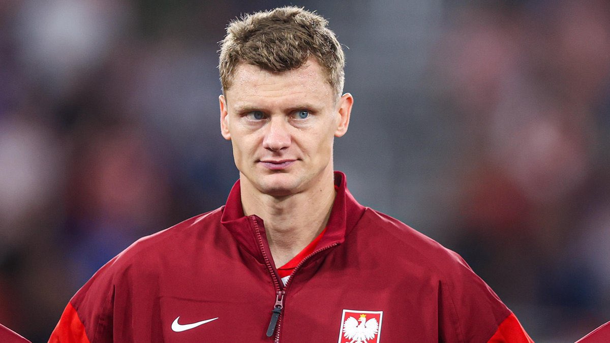 Dawid1245813's tweet image. Dobra tak szczerze to był kiedykolwiek większy upgrade w historii piłki nożnej?
#POLFIN