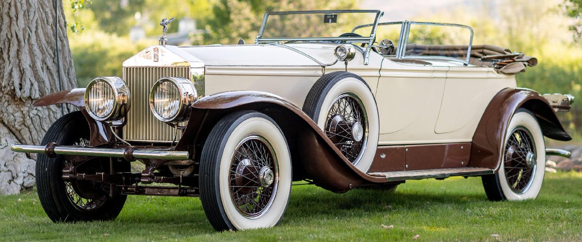 UltimativCars's tweet photo. #TheQuail2025

The #RollsRoyce #Phantom #I/#PhantomI (1925-31) was made in a total of 3.512 units, of which 4 #Derby #Speedster [by #Brewster] (1928/29; + 1 re-creation based on a 27-model?).

This '28-unit (3rd/4 OR 4th/5), est. at $400-600k, wasn't sold w/ bids ending at $330k. https://t.co/lrM22PCgTx