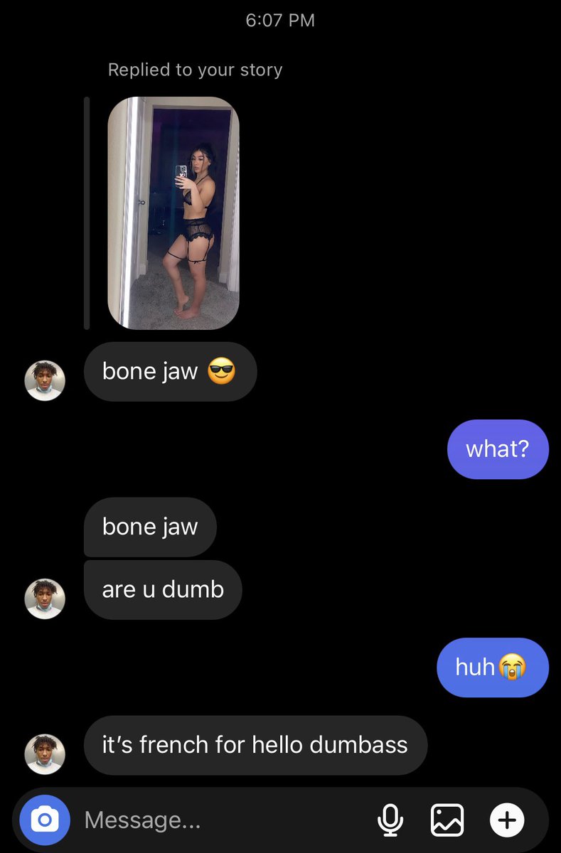 is this mf trying to say bonjour?! 😭