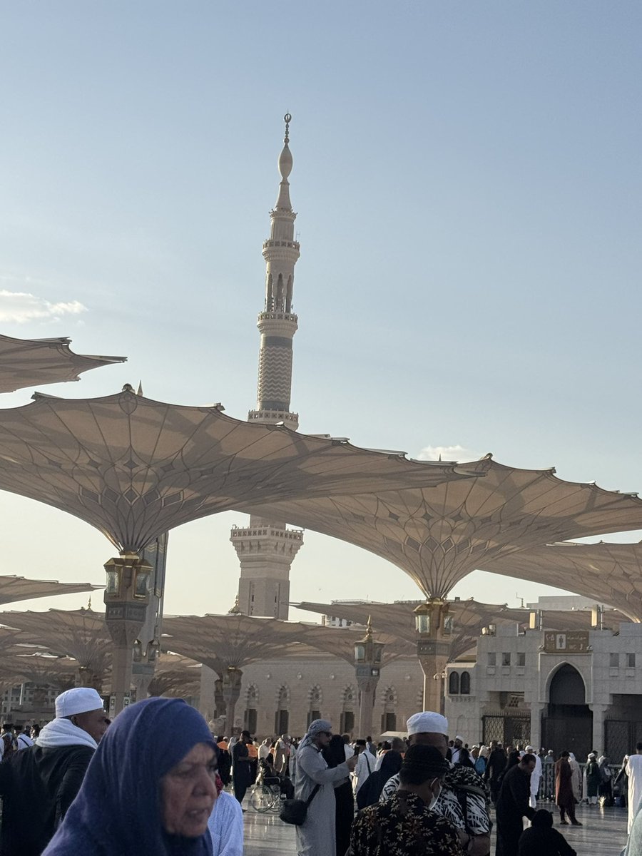 Tempat mengadu 

#masjidnabawi 
#madinah