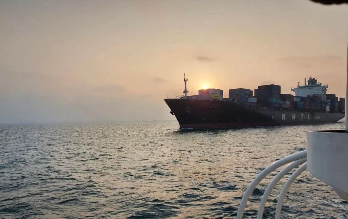 الله وحده يعلم حجم المعاناة التي سقتنا إياها هذه الحياة..!!