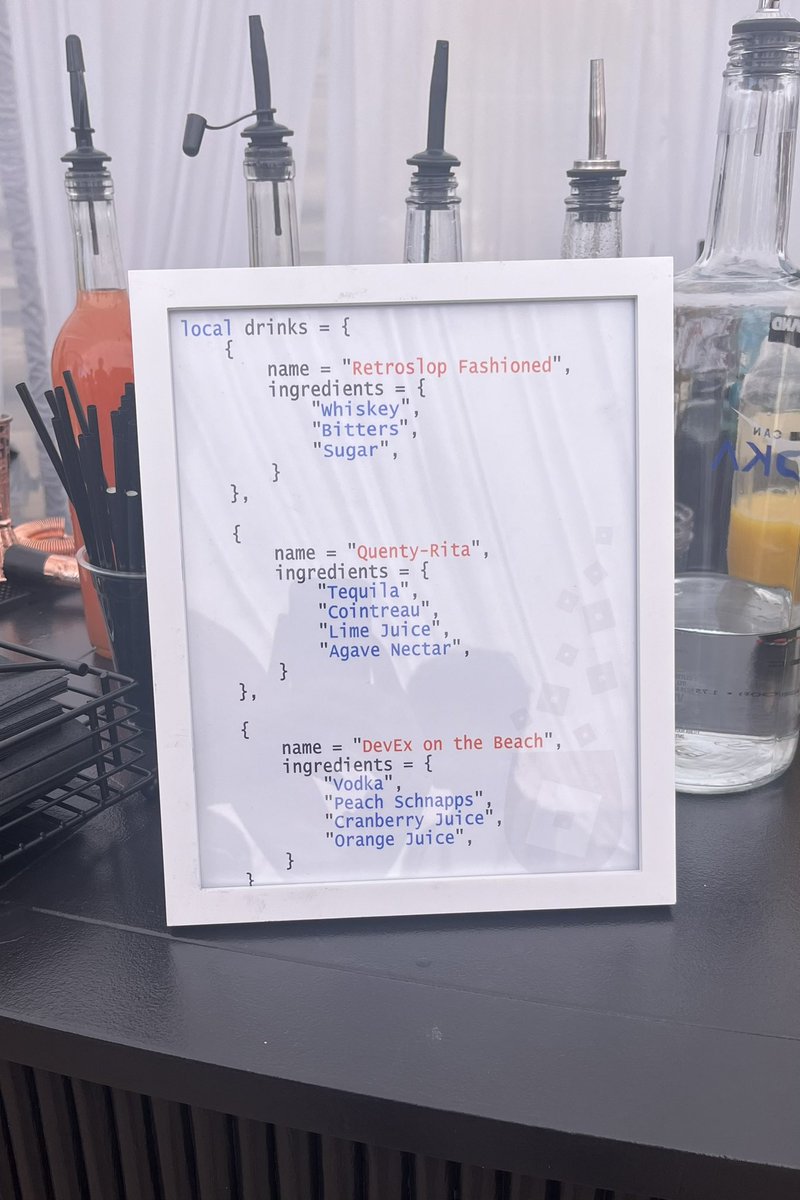 LukasThePickle's tweet image. one retroslop please ☝️