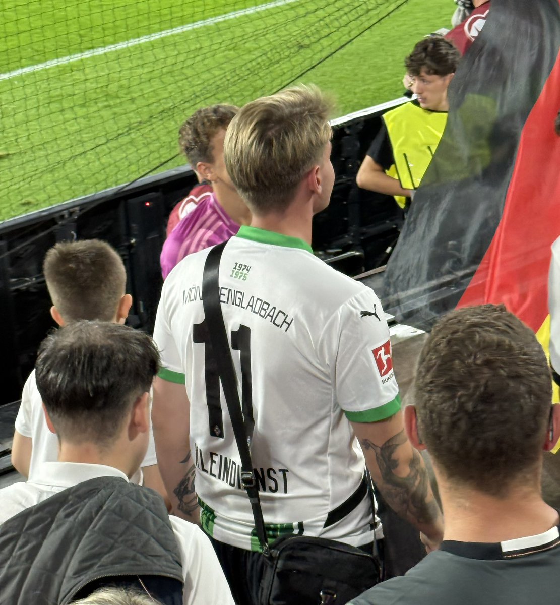 ______ nur falsche Antworten! #GERNIR #effzeh <a href="/DFB_Team/">DFB-Team</a>