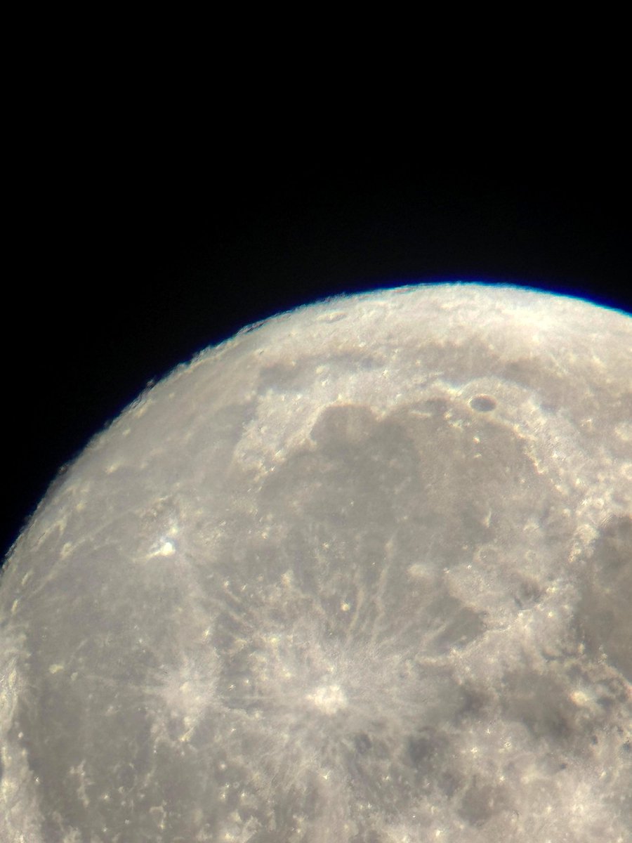 viswesh244's tweet photo. Moon observation using Telescope https://t.co/AyubXdVTP9