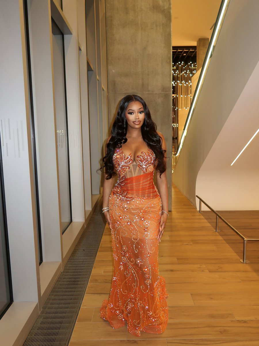 maintishe's tweet image. “you were never a good girl, but you’re a better woman now.” #evolving
Happy Birthday Tise,
you’re a year wiser 🤍