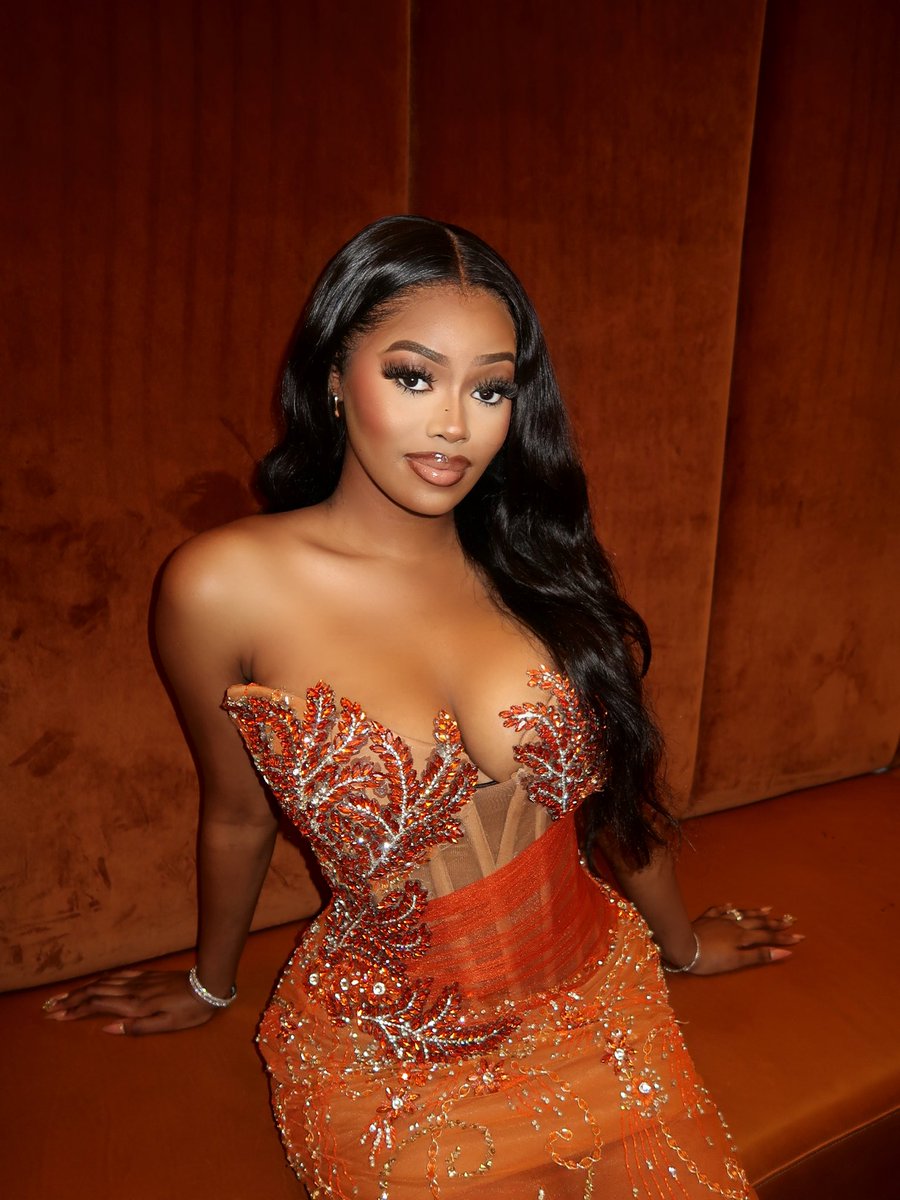 maintishe's tweet image. “you were never a good girl, but you’re a better woman now.” #evolving
Happy Birthday Tise,
you’re a year wiser 🤍