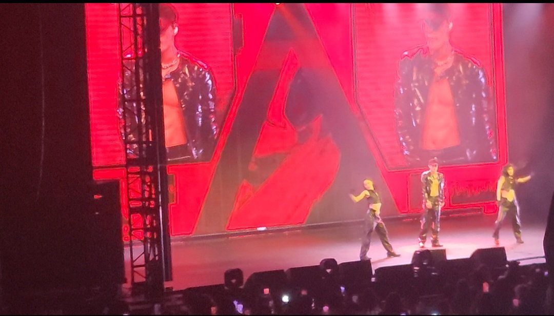 Neko_Moon17's tweet photo. Unforgettable night, I had so much fun🫶🏽💜 
@weareoneEXO
#KAIONinNYC 
#KAIONinNY
#KAIONUStour
#weareoneEXO
#KAI_SOLO_CONCERT_TOUR
#KAION_IN_USA https://t.co/CMeSEDVXHU