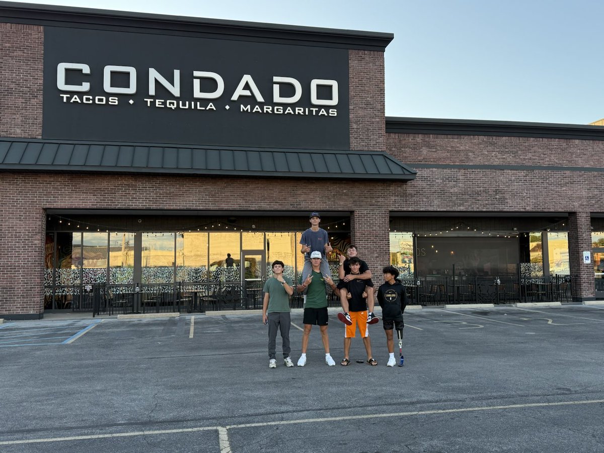 Medinabeesgolf's tweet photo. Pre game meal https://t.co/FD1y1lA94i
