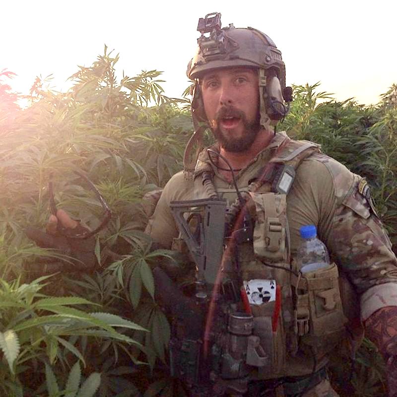 devgroup_jp's tweet image. Eagle Industries🇺🇸
HINGE FRONT RADIO POUCH MULTICAM

⬇️
devgroup.jp/shopbrand/ct32…