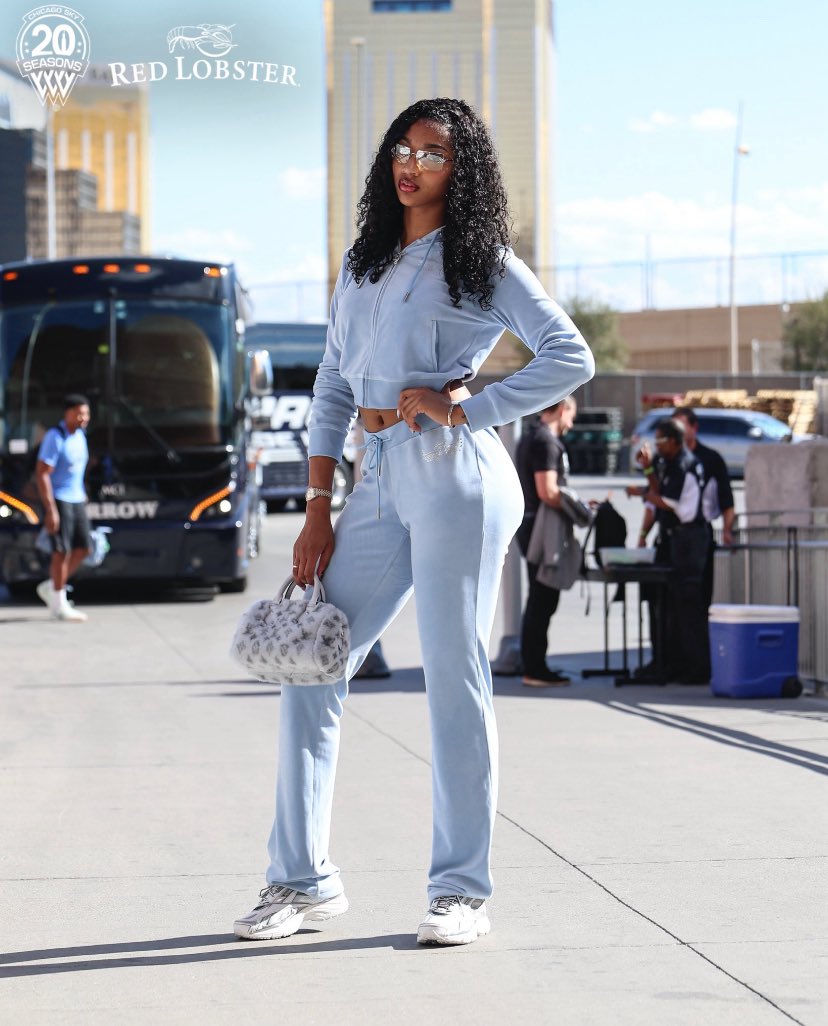 Angel Reese vs 1/2 Aces📸🩵