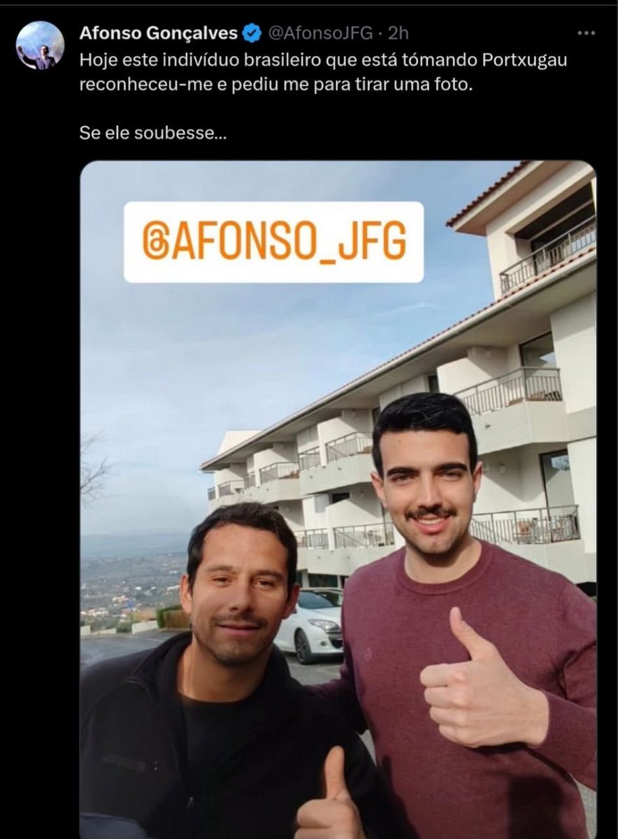 Mim vêle todas as incongluências da lekonkilha! Polque é que o Fon Fon à esquelda detesta blasileilos e à dileita tila fotos com eles? Lekonkilha temos de sele mais coelentes!