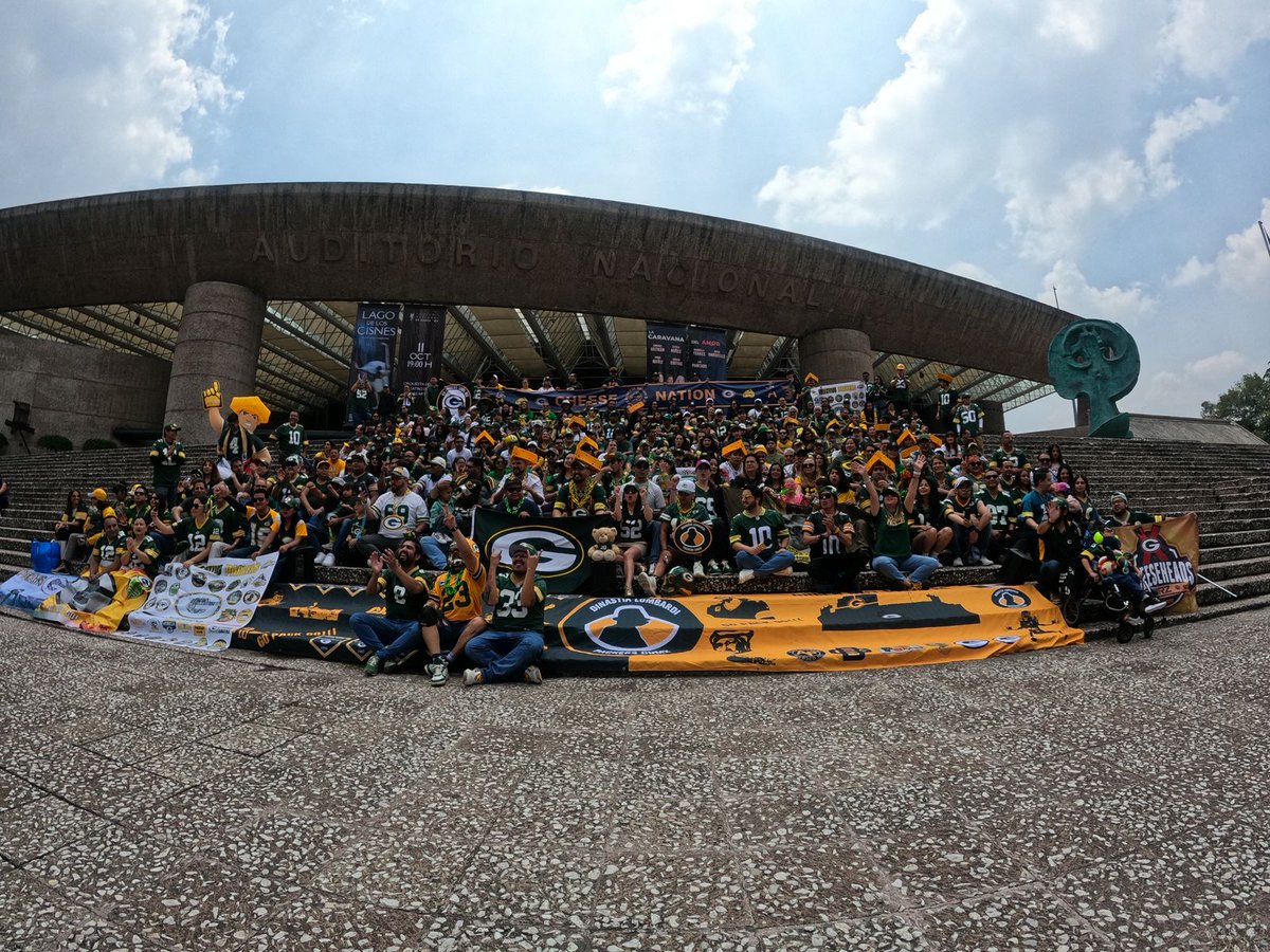 RUBISAIR's tweet image. Colectivo Packers México inicio de temporada #FOXimpactoNFL