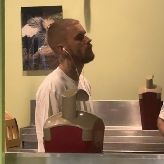 batpwkidrauhls's tweet image. Me in public listening to Swag &amp;amp; Swag II