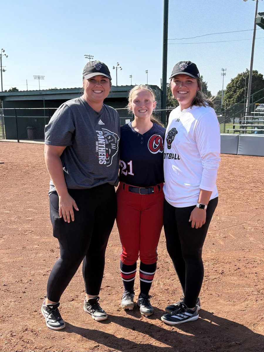 Autumn Bridges 2026 (@autumnbridges02) on Twitter photo Had a great time at <a href="/drurysb/">Drury Panthers Softball</a> prospect camp this Saturday. Thank you to the players that helped out and answered our questions and the coaches for putting on an amazing camp! Go Panthers!
#uncommitted2026 Had a great time at <a href="/drurysb/">Drury Panthers Softball</a> prospect camp this Saturday. Thank you to the players that helped out and answered our questions and the coaches for putting on an amazing camp! Go Panthers!
#uncommitted2026