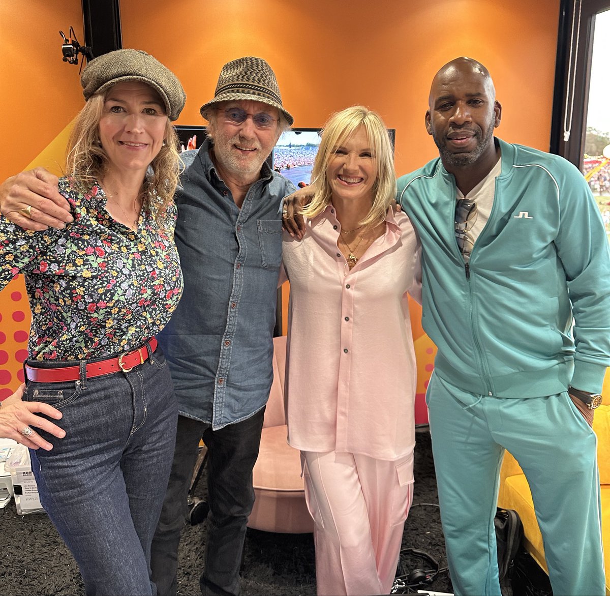 KateGarnerMusic's tweet photo. What an amazing weekend! Playing songs with my godfather Dave and chatting in the studio with the lovely @jowhiley and @DJSpoony 
Thank you folks and to everyone at #radio2inthepark for looking after us. @BBCRadio2 #BBCRadio2inthePark https://t.co/XmbN4CRC3M