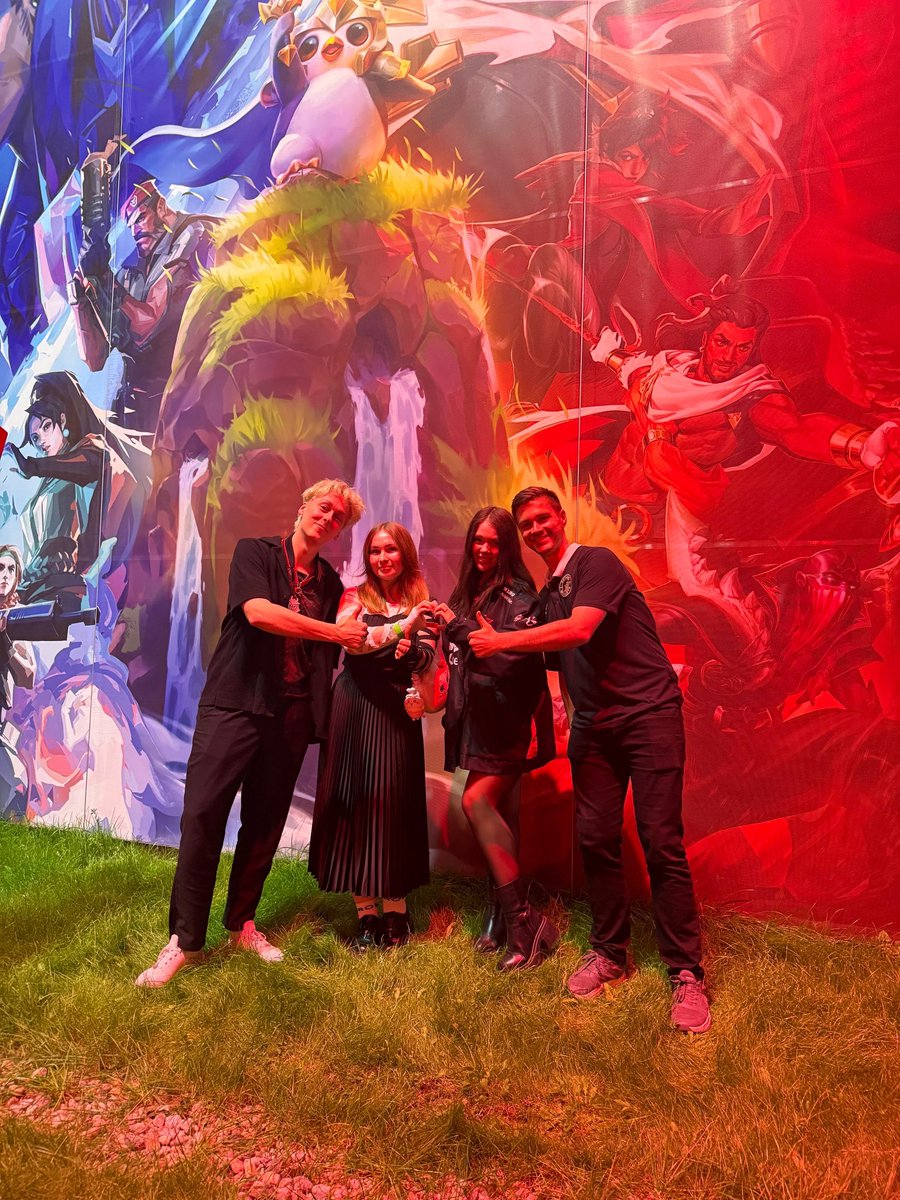 milumellow's tweet photo. 🐐🐐@TolkinLoL @LoLSola ⋆⸜(˙꒳​˙ ) https://t.co/OyO0eGh0GM