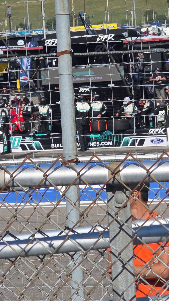 Daren Brooks tweet media