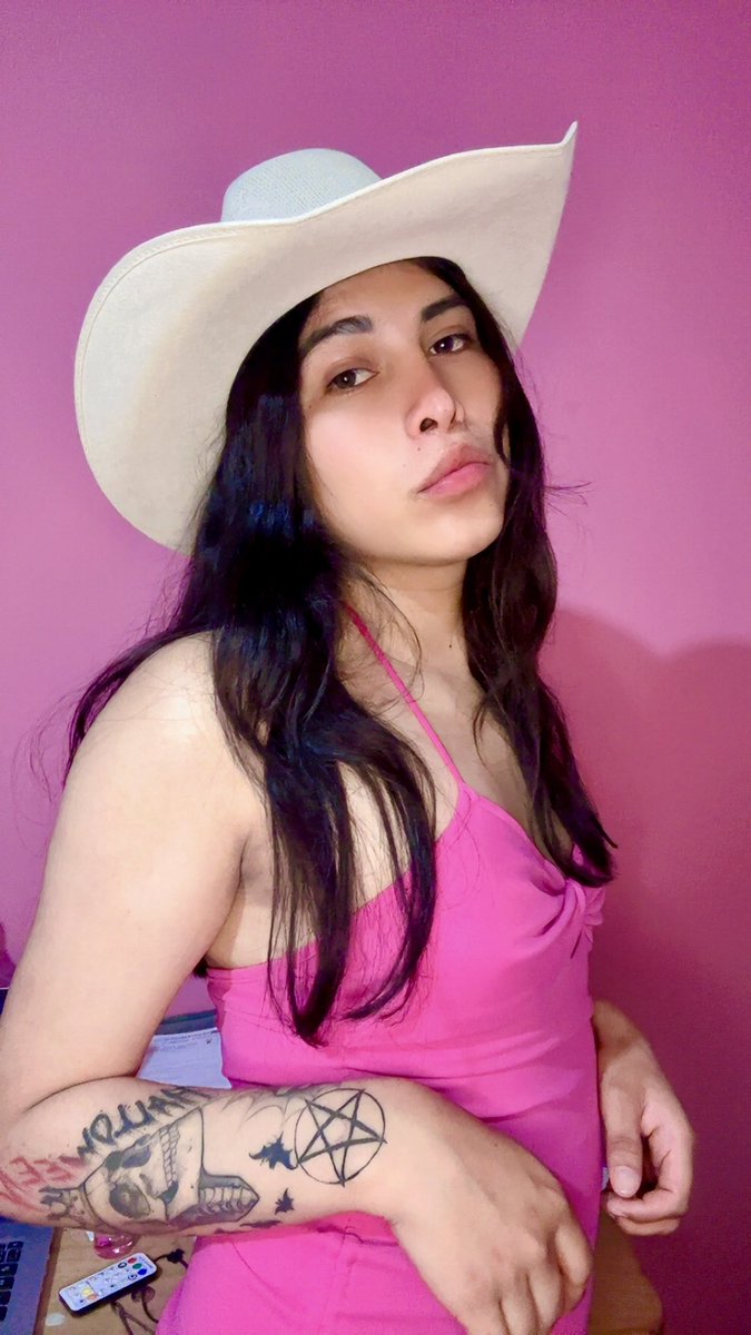 viniahot69's tweet photo. Ajuaaaa 
#transgirl #mtf #maletofemaletransformation #hormonas https://t.co/AbrMVn9Epf