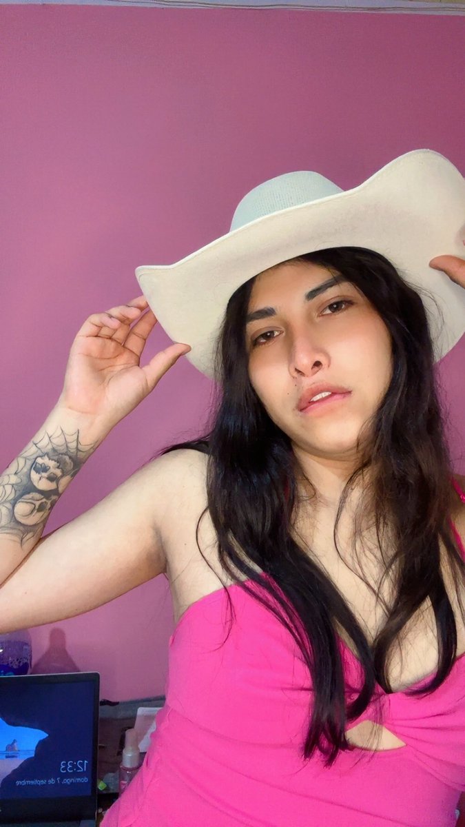 viniahot69's tweet photo. Ajuaaaa 
#transgirl #mtf #maletofemaletransformation #hormonas https://t.co/AbrMVn9Epf