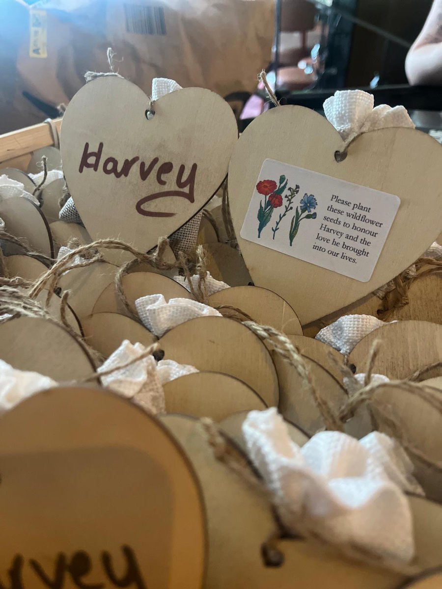 Úna Keightley tweet media