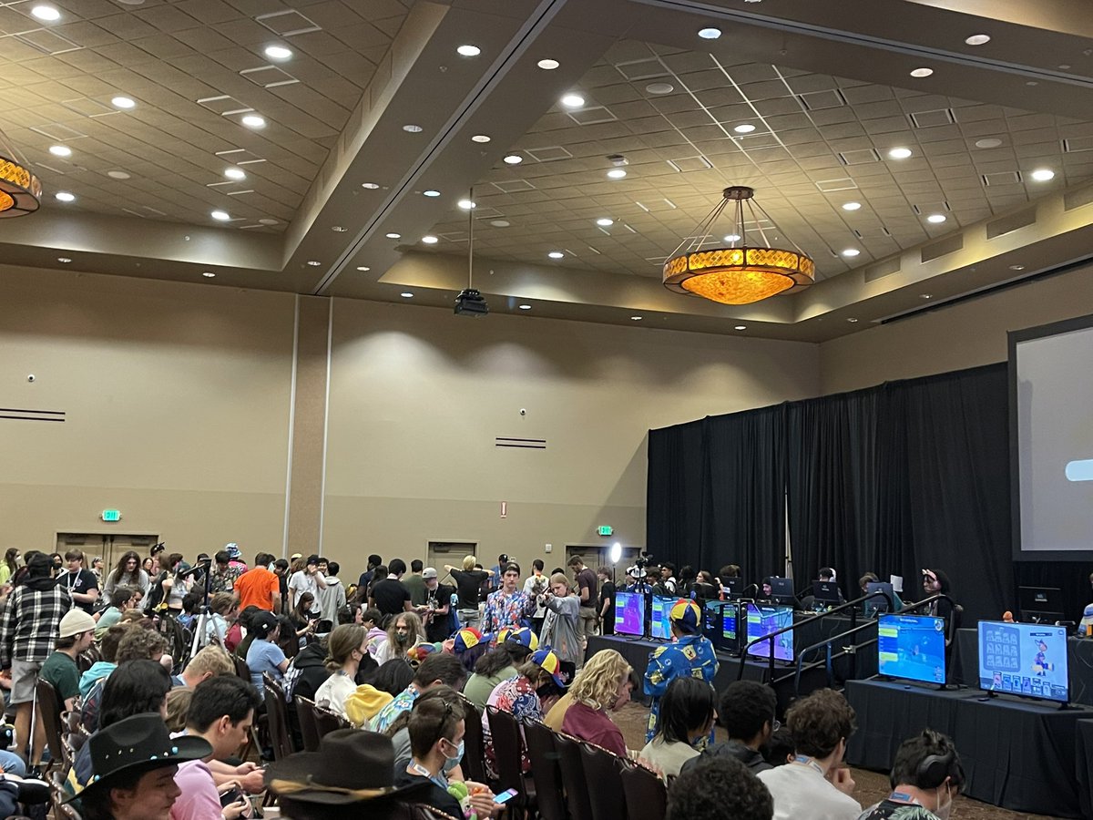 I wonder where ML is playing (its the giant crowd of people in the corner)