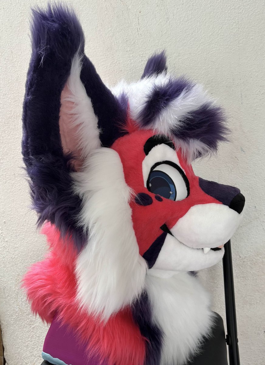 a cute lynx that I finished recently!! 🐱