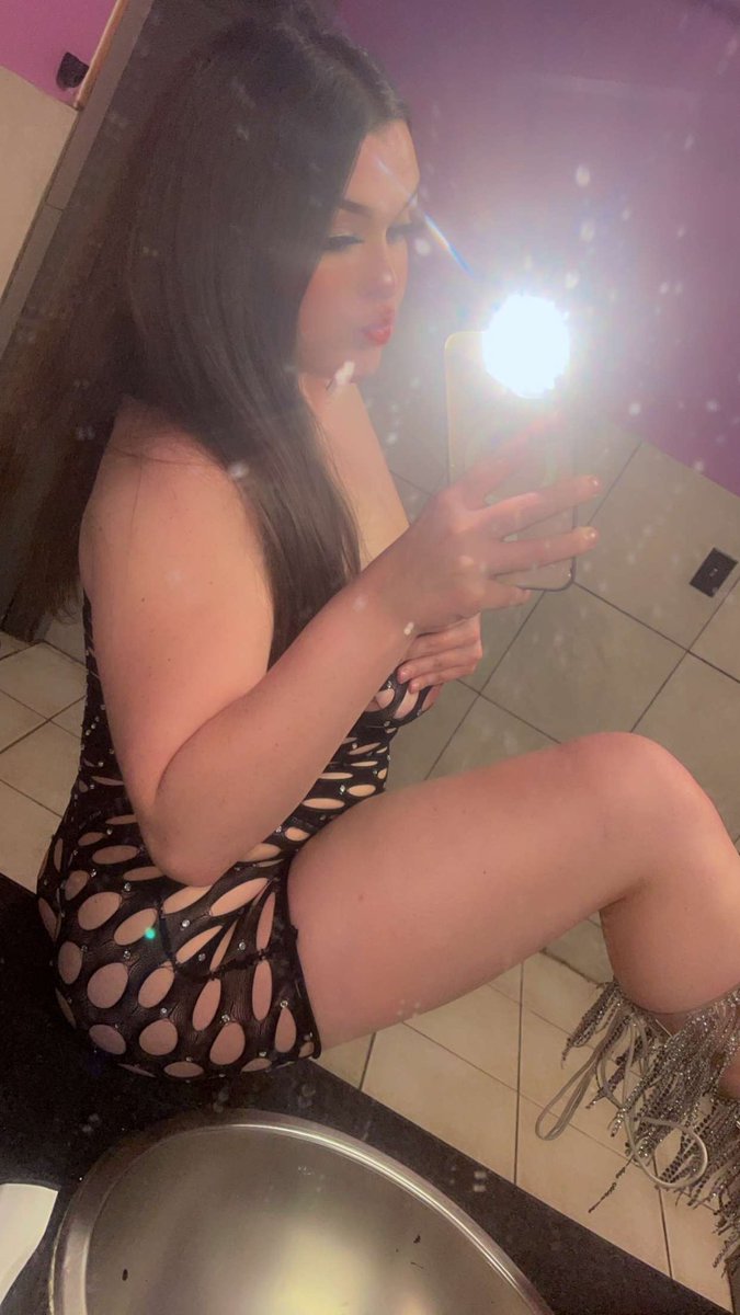 houstonscorpio3's tweet image. luv this outfit ❣️
#houston #onlyfans #bb27 #stripclubhouston