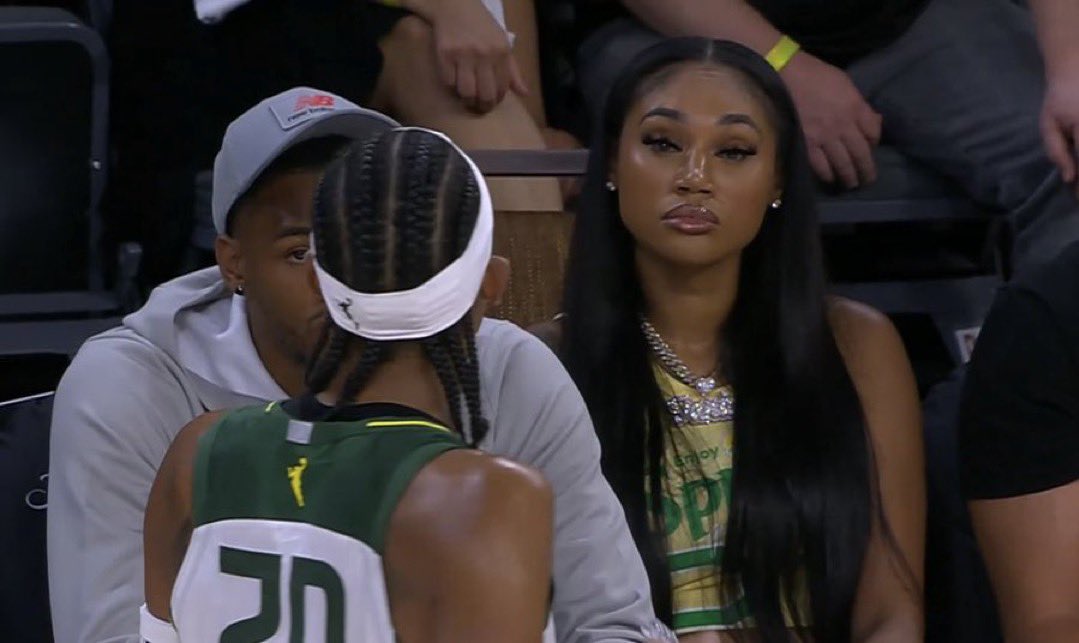 royal_bobby24's tweet image. Nba youngboy was right if you slime enough to fuck a nigga u slime enough to bring a bag home