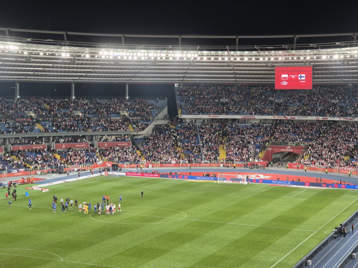 SimplySuvo92's tweet image. Throughly enjoyed my first Poland match and would definitely do it again. The atmosphere was brilliant, and Poland played well. Particularly impressed with Cash and Kamiński. #POLFIN