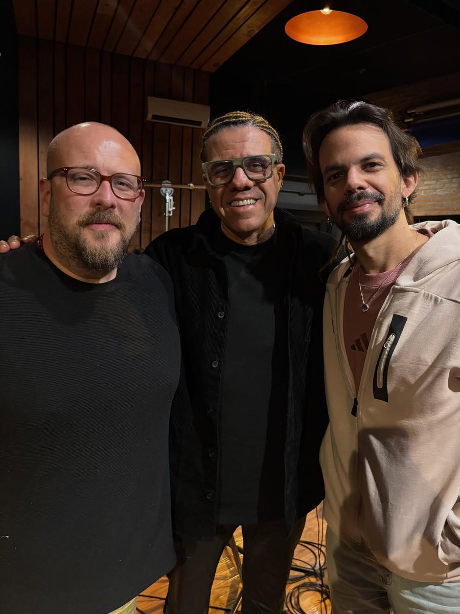 Hamilton de Holanda tweet media