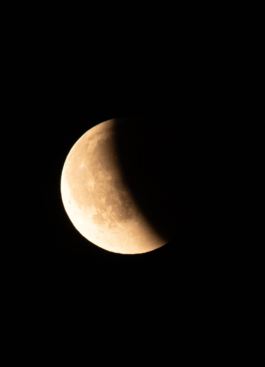 royelbers's tweet photo. #moon 🌙 https://t.co/B1GFrhimS0