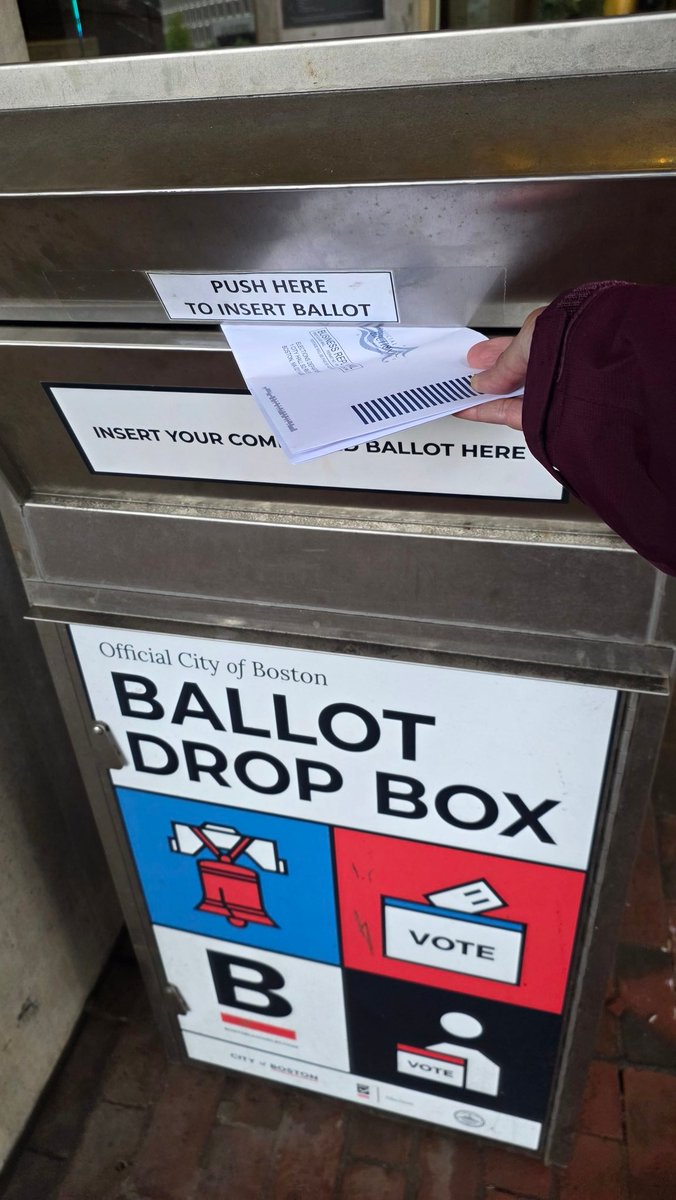 We cast our vote for Michelle Wu.
We need a mayor who is fearless to lead Boston.