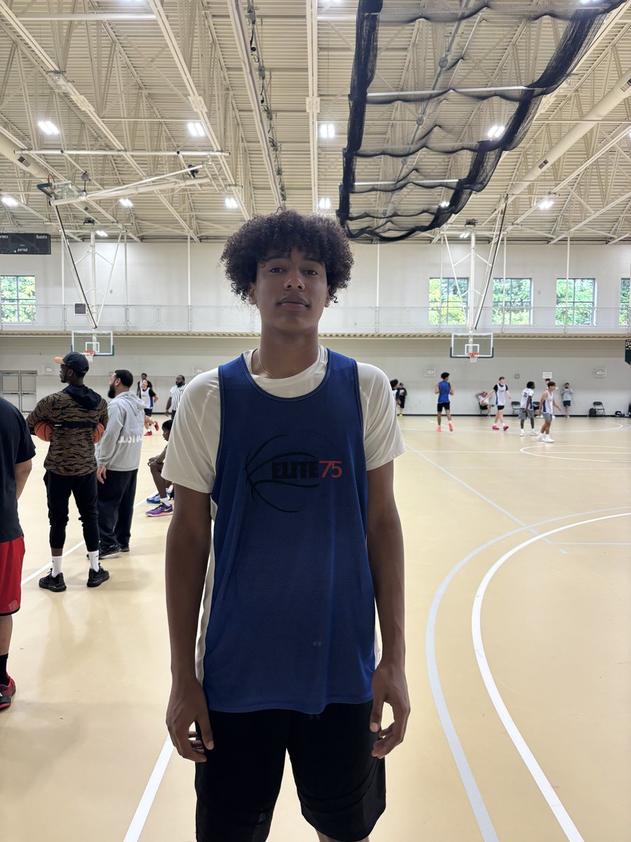 Evan Seitz returned for a run in the Frosh/Soph #E75 today and impressed in his outing. 

The <a href="/SLSHoopsCT/">St. Luke's Boys Hoops ⚡️🏀</a> 6’8” forward did a great job of shielding off defenders in the post to score the ball with touch or force above the rim. Tons of improvement in the last year.