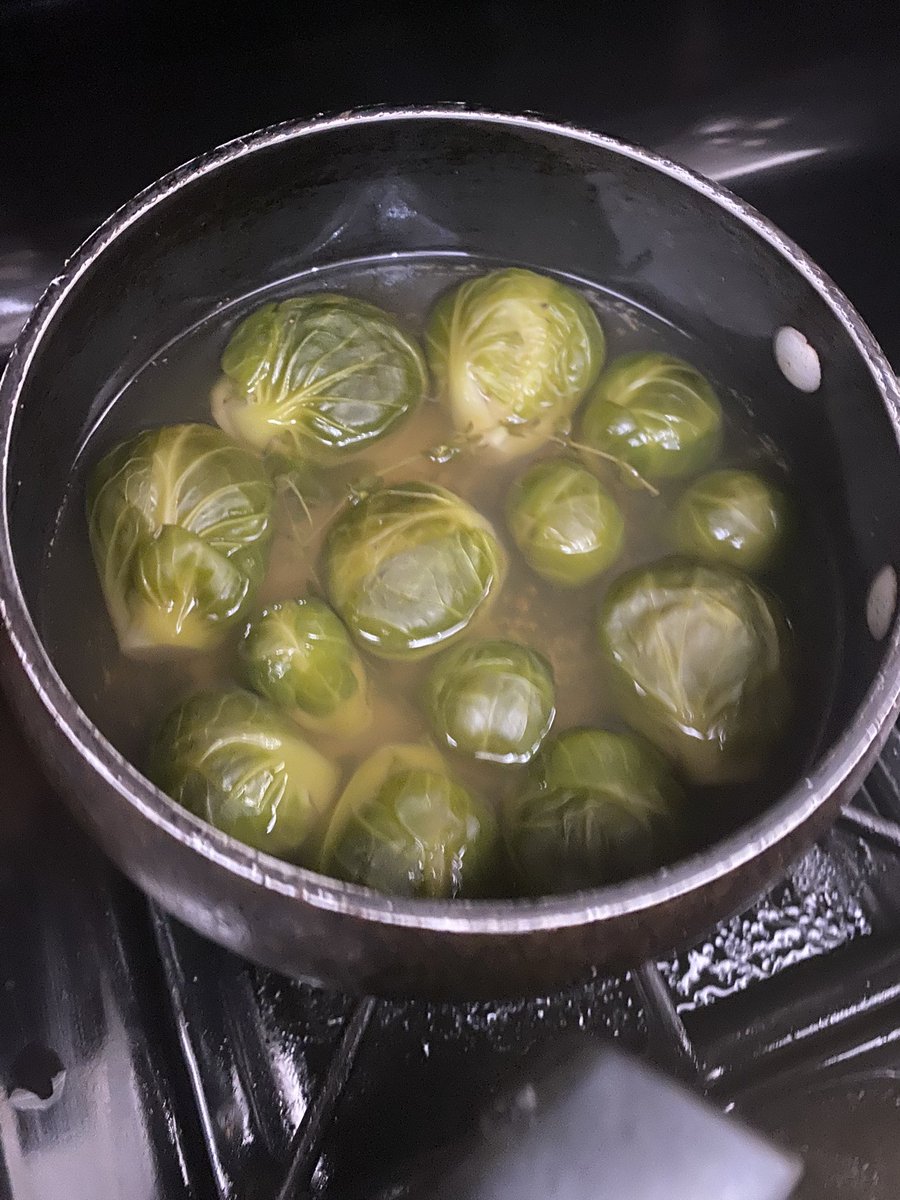 monkeyg50's tweet image. Collllll