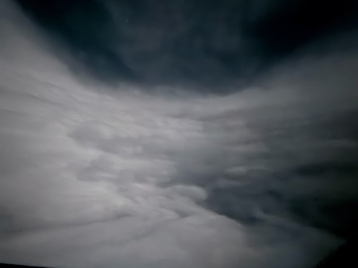 Hurricane Hunters tweet media